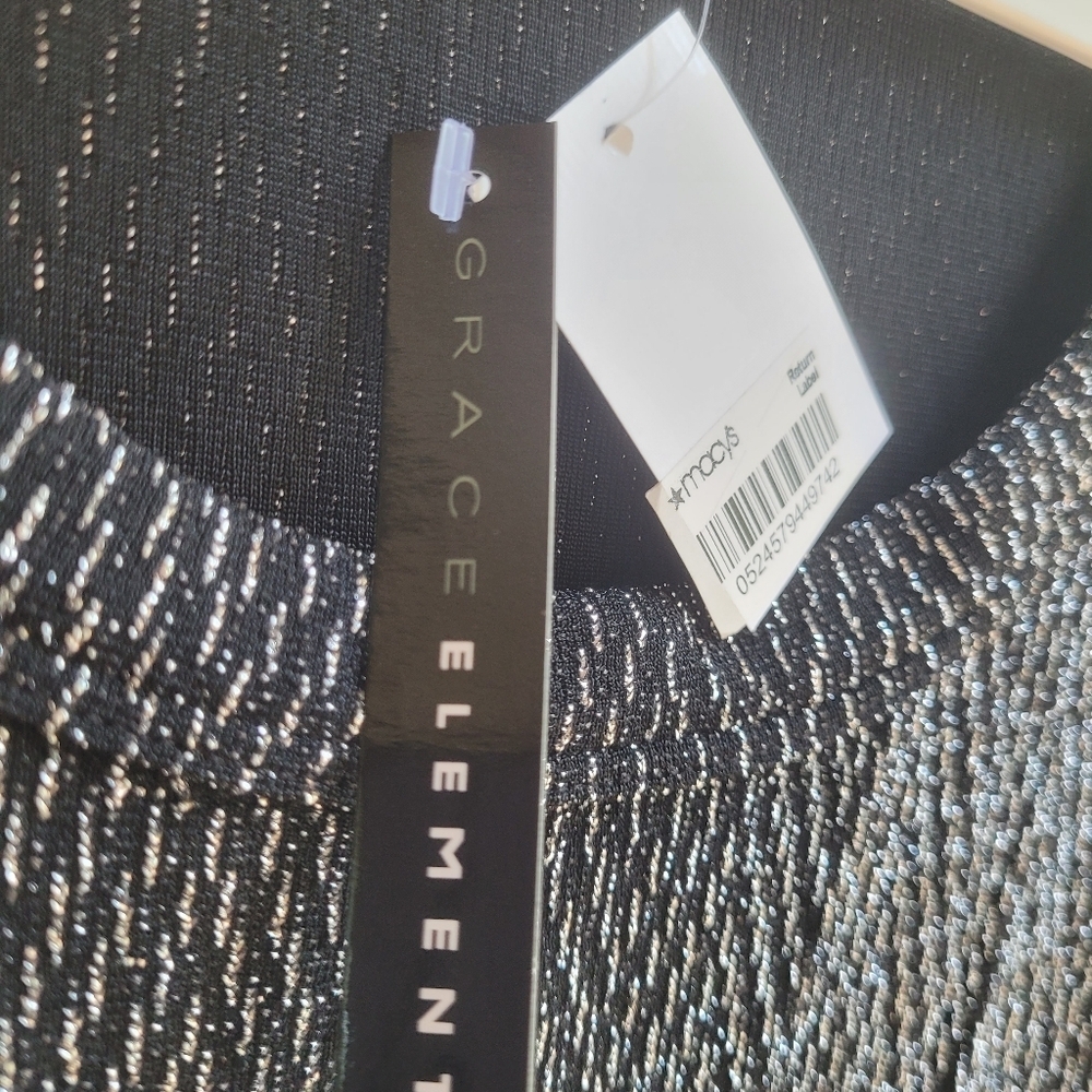 NWT Grace Elements Top Black w Silver Holiday Metallic Size L MSRP $68.00 - Picture 4 of 8
